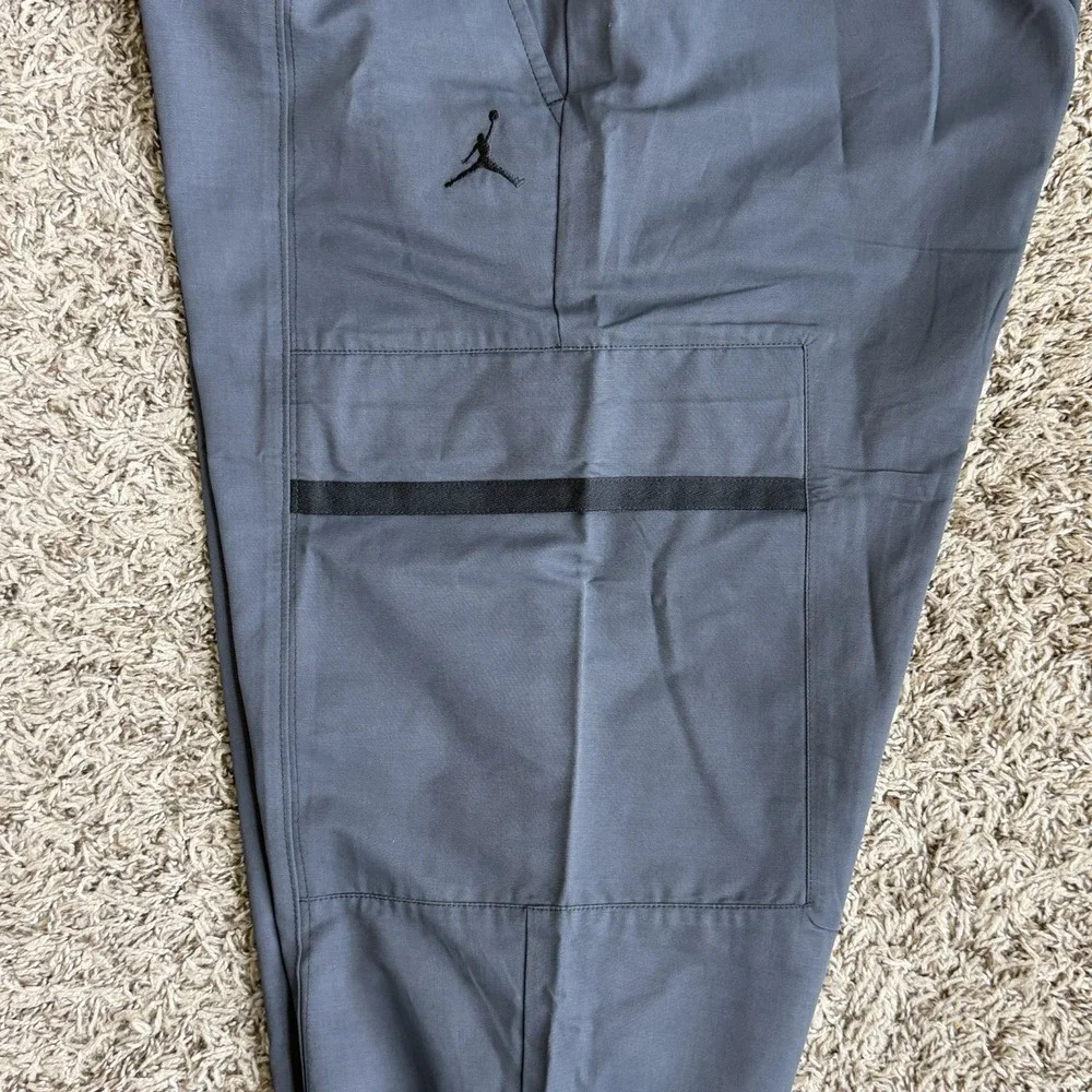Nike Air Jordan Essentials Woven Cargo Pants Men Size Large Black FN4539-010 NEW